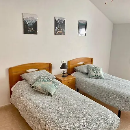 Apartamento Espert I Cine I Garaje L Bbq L Piscina I Tenis Biescas  Exterior photo